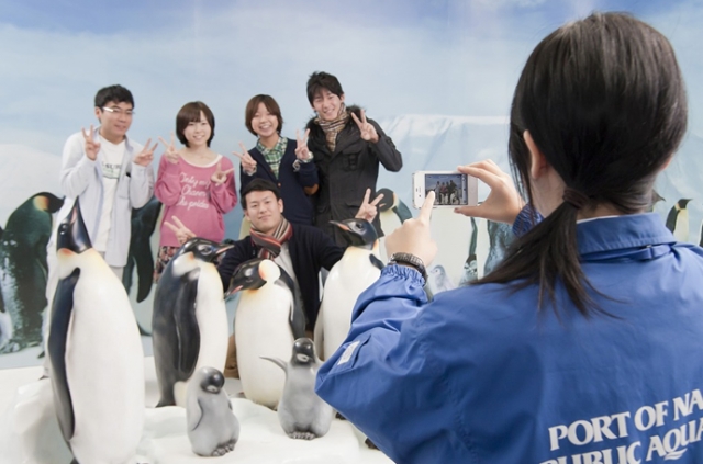 南館には皇帝ペンギンと写真を撮れる「ペンギンスタジオ」もあります。